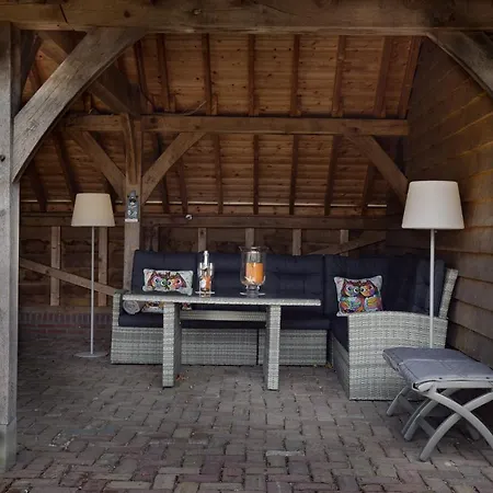 B-osch Bed & Breakfast